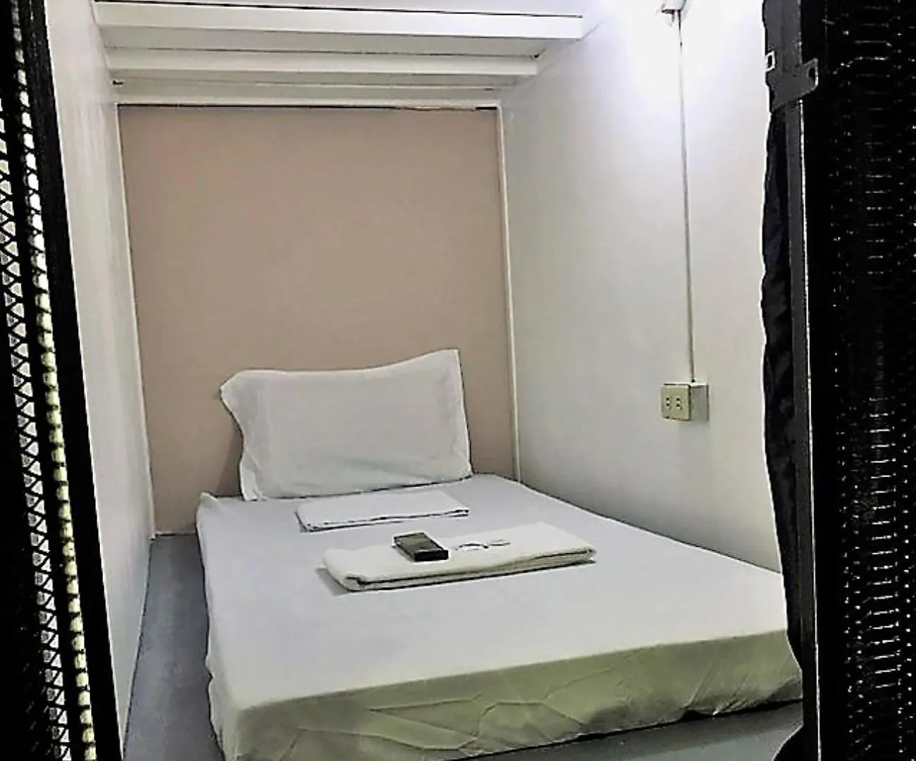 Rdc - Mariveles Transient Capsule Hotel Mandaluyong 0*,  Filipinas